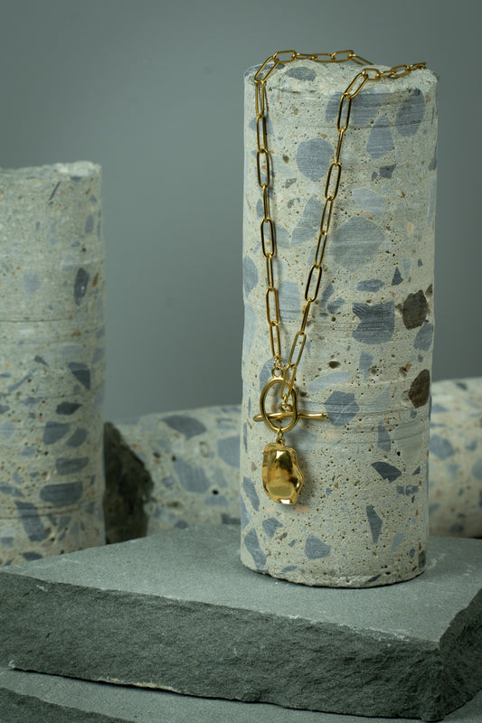 Toggle Clasp with Irregular Metal Charm Necklace